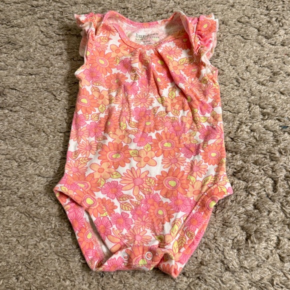 Bundles Baby Place Other - Bundles Baby Place Floral Pink and Orange Baby Onesie - 6-9 months